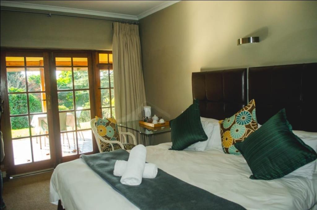 Phezulu Safari Park Villa Botha's Hill Bagian luar foto