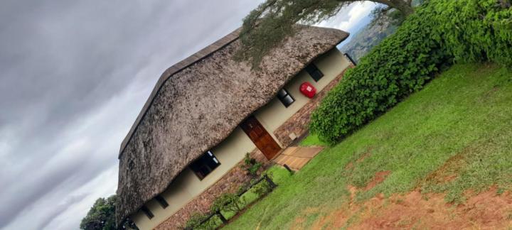 Phezulu Safari Park Villa Botha's Hill Bagian luar foto