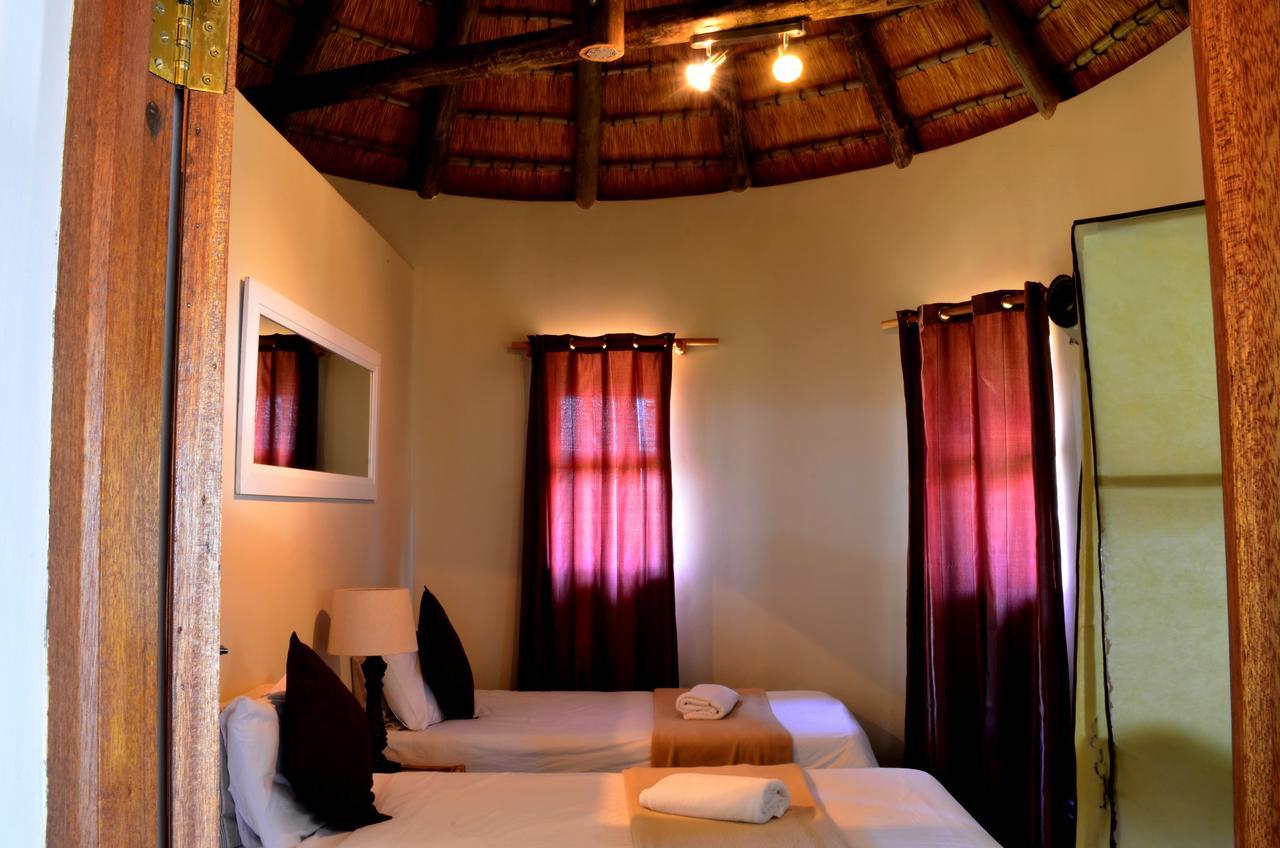 Phezulu Safari Park Villa Botha's Hill Bagian luar foto