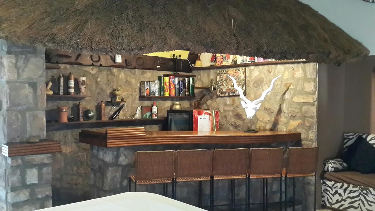 Phezulu Safari Park Villa Botha's Hill Bagian luar foto